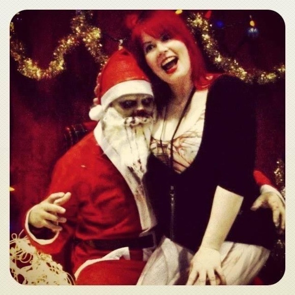 Like this post to be notified when I go LIVE! Meet your Posher VisualEyeCandy! - Picture 10 of 13